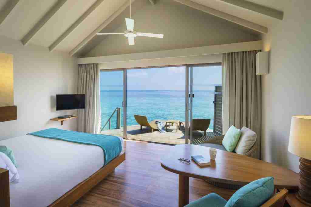 Deluxe_Water_Villa1_Centara_玩轉馬爾地夫