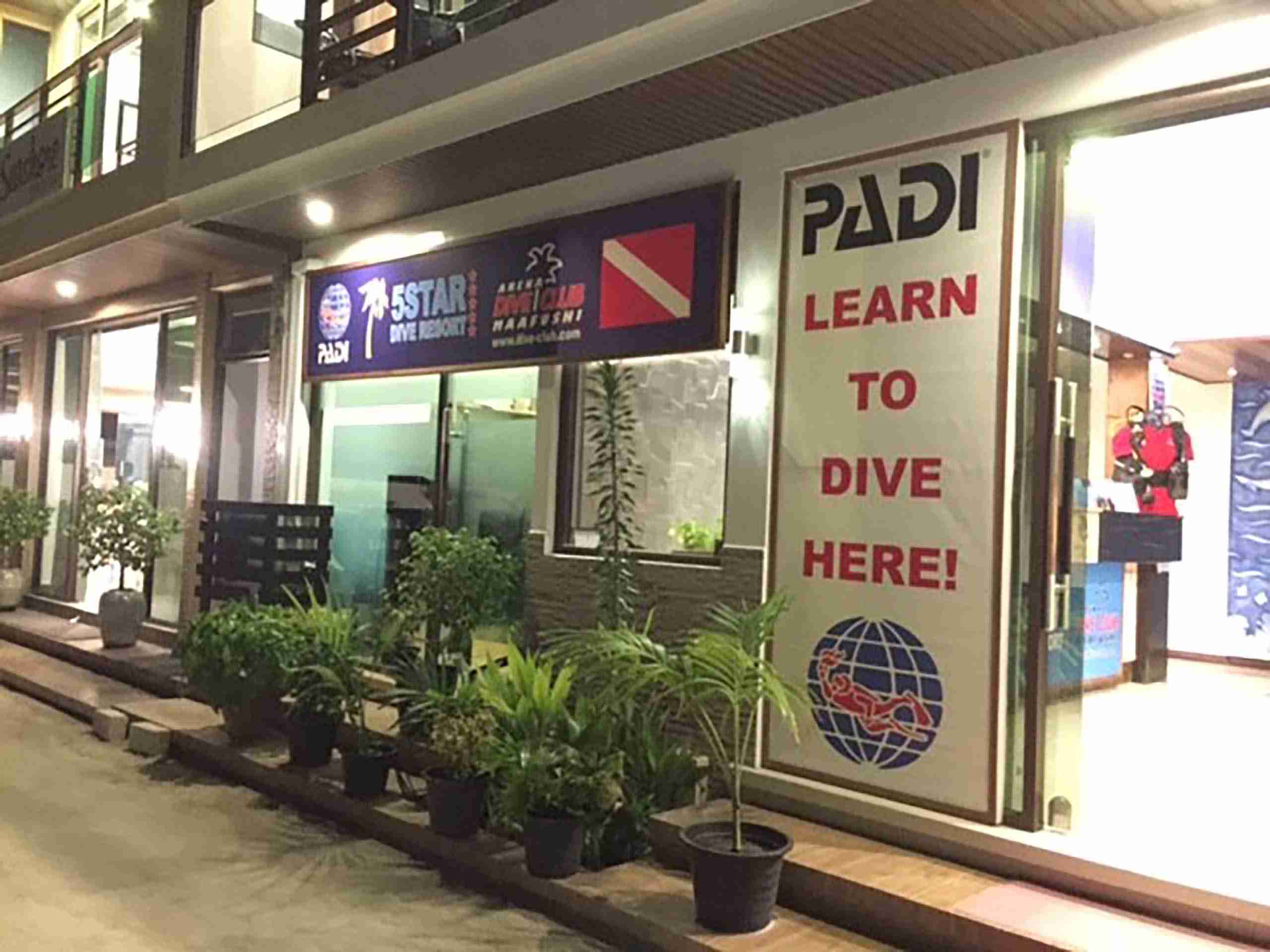 divecenter_Maafushi_玩轉馬爾地夫9 divecenter Maafushi 玩轉馬爾地夫9